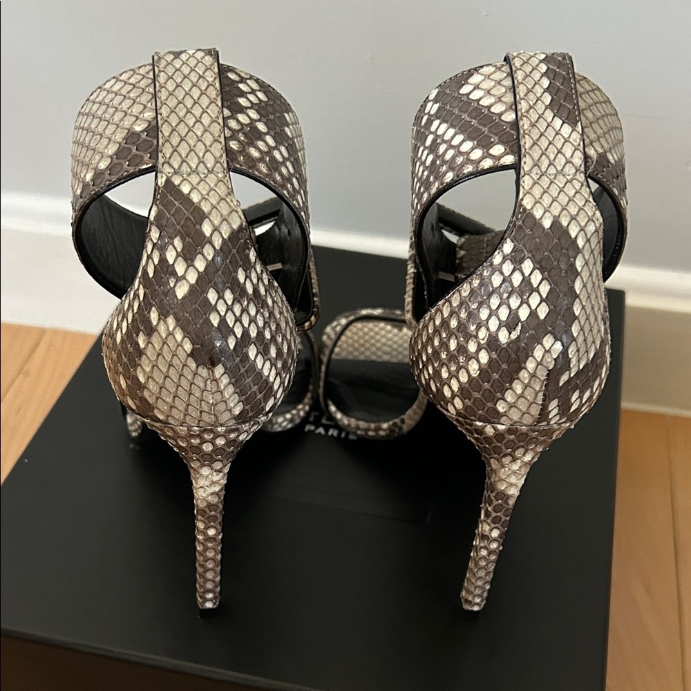 Saint Laurent Python Heels - Black and Cream - Picture 5 of 7